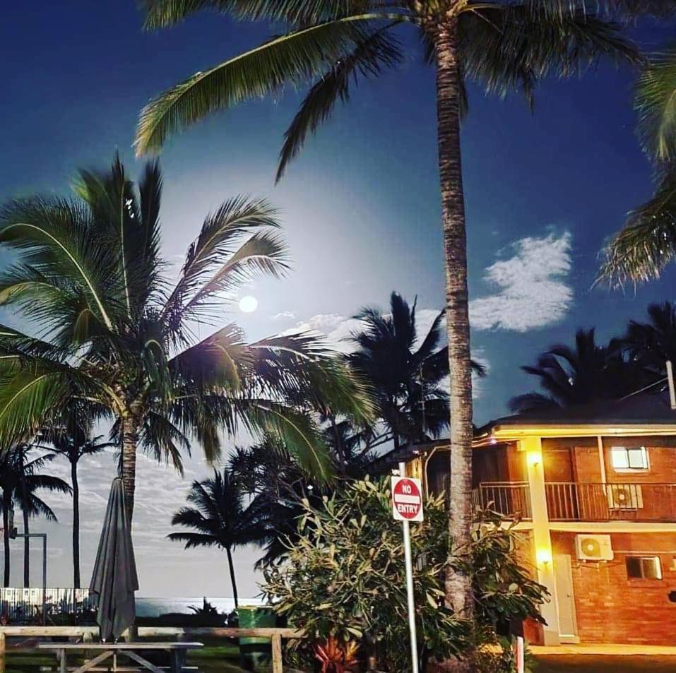 Sarina Beach Motel Grasstree Beach Exterior photo